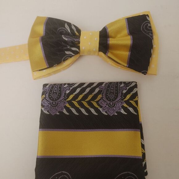 ROBERT LEWIS MEN'S BOWTIE AND POCKET SQUARE SET. - Picture 2 of 4